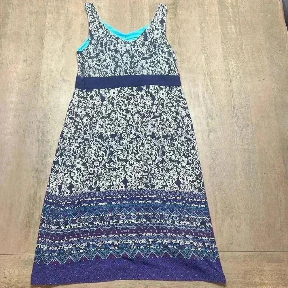 Athleta dress, size Small.  Excellent used condition.